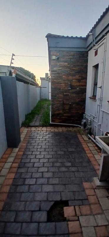 3 Bedroom Property for Sale in Esikhawini KwaZulu-Natal