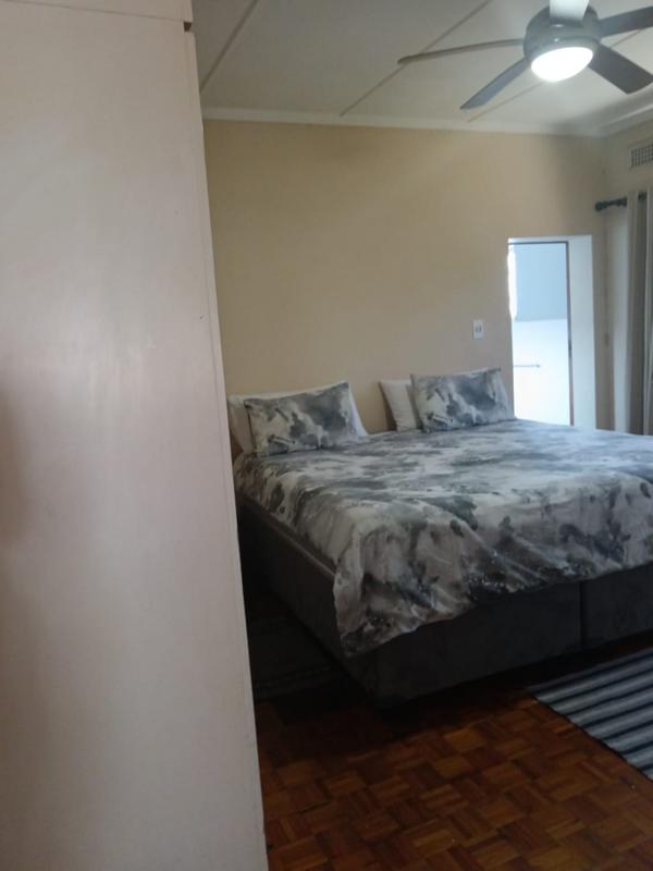 4 Bedroom Property for Sale in Montclair KwaZulu-Natal