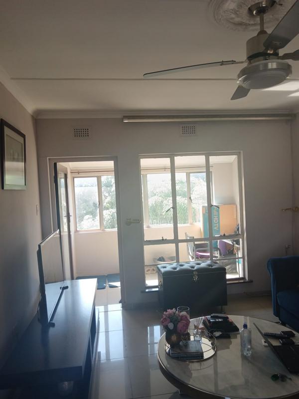 To Let 2 Bedroom Property for Rent in Montclair KwaZulu-Natal