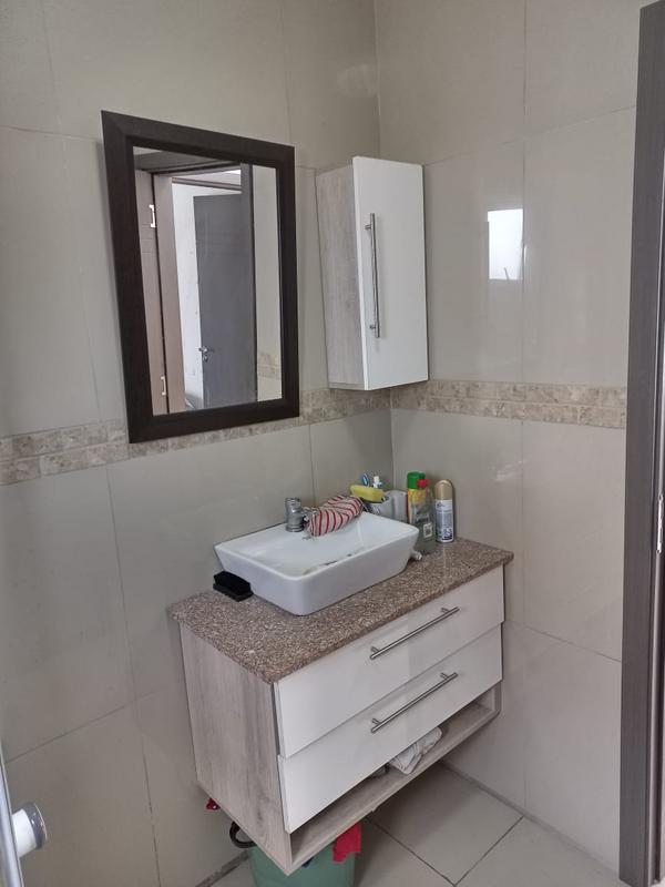 2 Bedroom Property for Sale in Phoenix KwaZulu-Natal