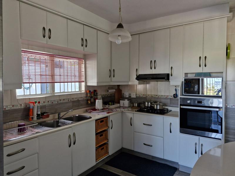 5 Bedroom Property for Sale in Bayview KwaZulu-Natal