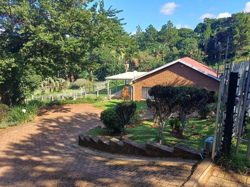 3 Bedroom Property for Sale in Leisure Bay KwaZulu-Natal