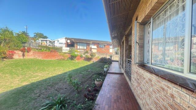 4 Bedroom Property for Sale in Kharwastan KwaZulu-Natal