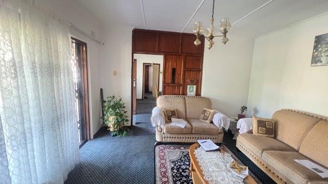 4 Bedroom Property for Sale in Kharwastan KwaZulu-Natal