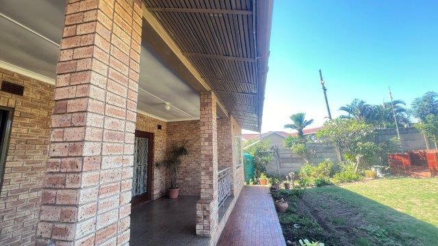 4 Bedroom Property for Sale in Kharwastan KwaZulu-Natal