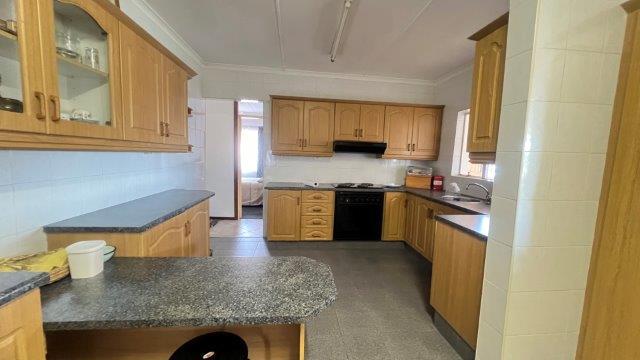 4 Bedroom Property for Sale in Kharwastan KwaZulu-Natal