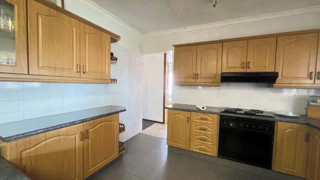 4 Bedroom Property for Sale in Kharwastan KwaZulu-Natal