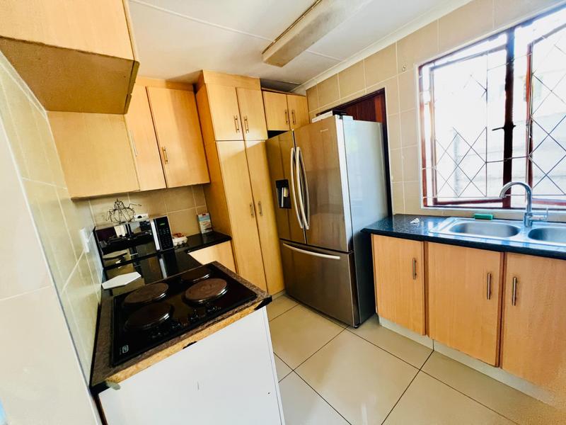 2 Bedroom Property for Sale in Bellair KwaZulu-Natal