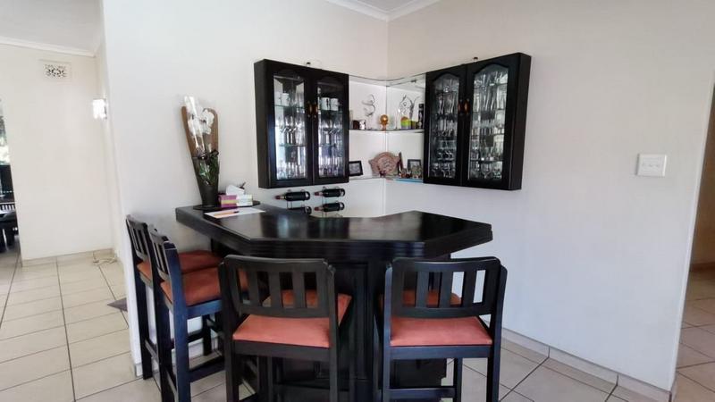 5 Bedroom Property for Sale in La Lucia KwaZulu-Natal