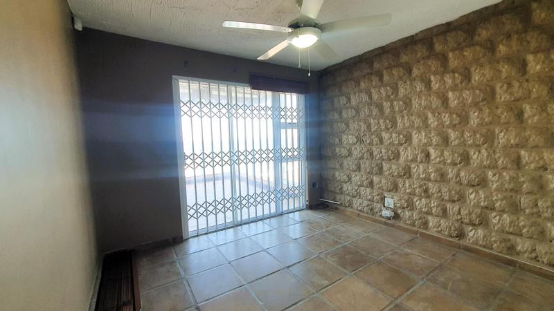 3 Bedroom Property for Sale in Margate Beach KwaZulu-Natal