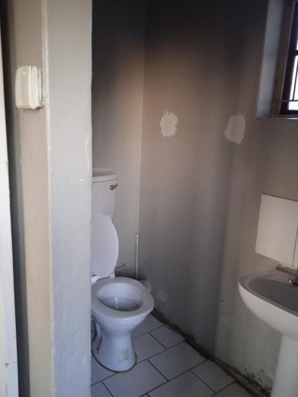 To Let 2 Bedroom Property for Rent in Birdswood KwaZulu-Natal