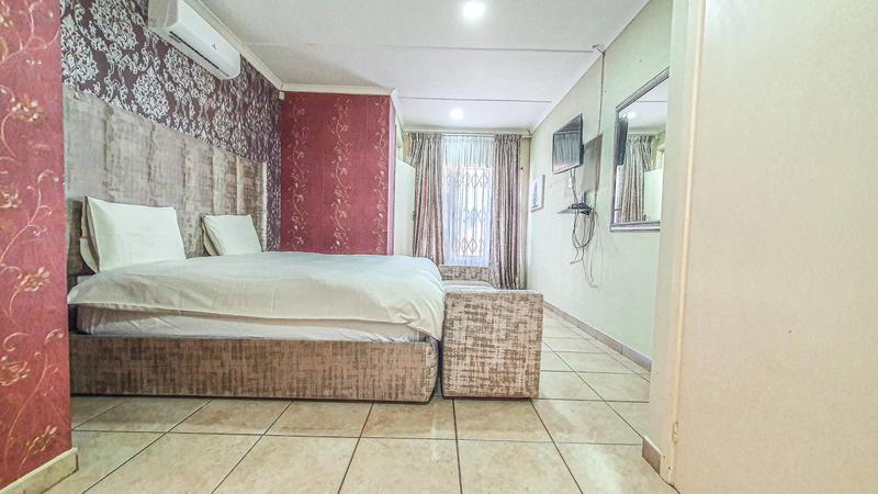 4 Bedroom Property for Sale in Meer En See KwaZulu-Natal