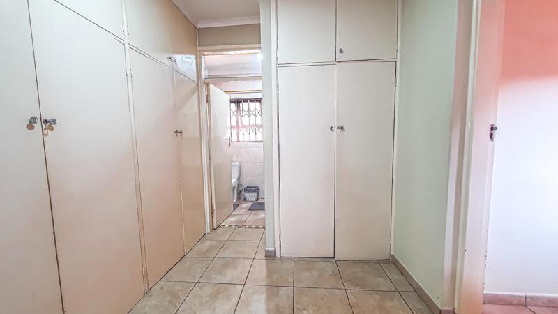 4 Bedroom Property for Sale in Meer En See KwaZulu-Natal