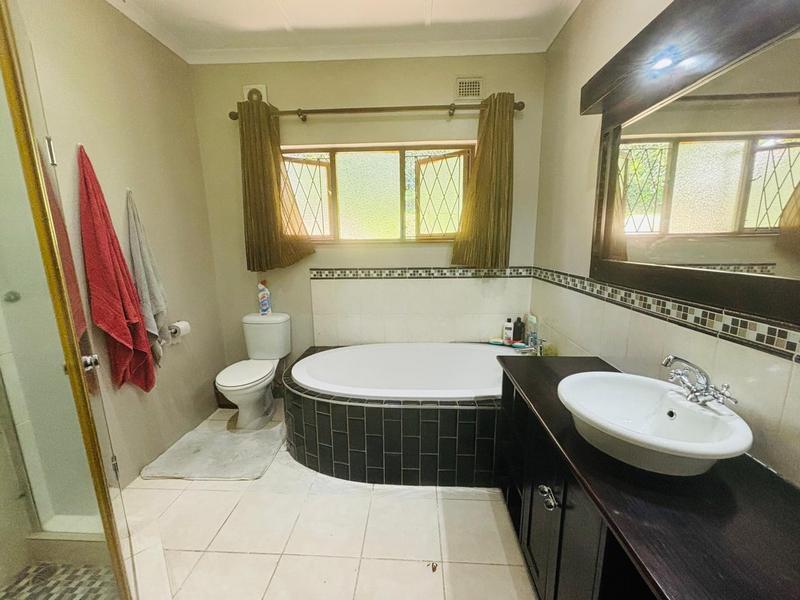 4 Bedroom Property for Sale in Margate KwaZulu-Natal