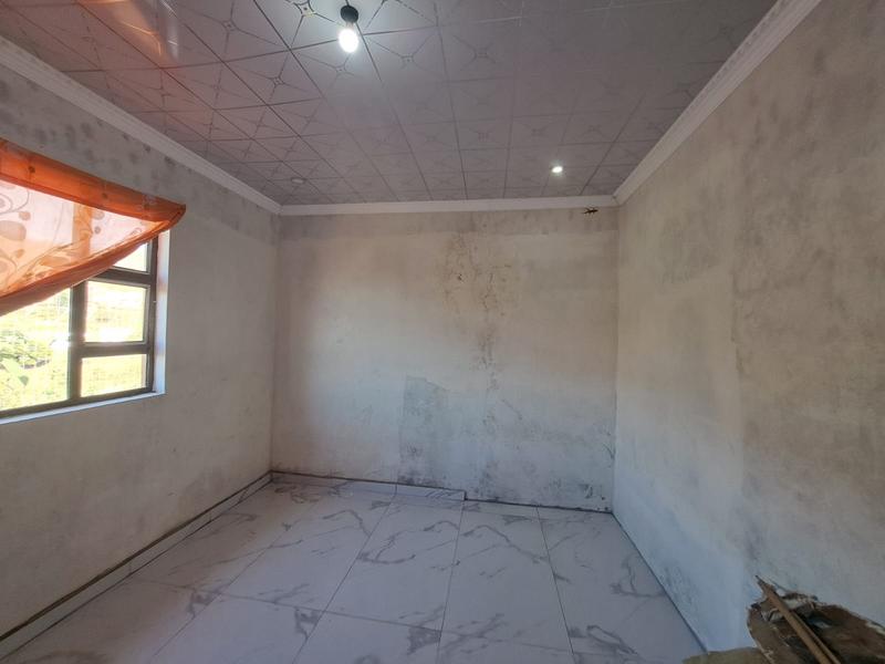 2 Bedroom Property for Sale in Zwelibomvu KwaZulu-Natal