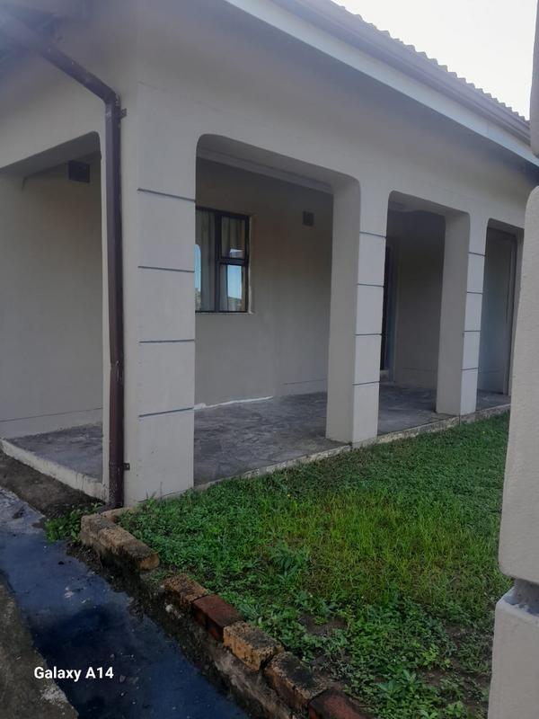 3 Bedroom Property for Sale in Kwadabeka KwaZulu-Natal