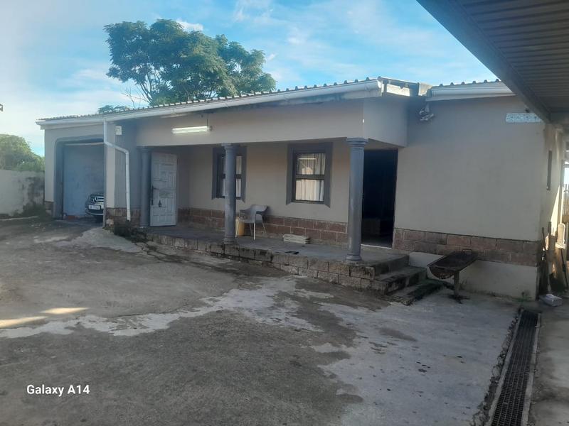 3 Bedroom Property for Sale in Kwadabeka KwaZulu-Natal