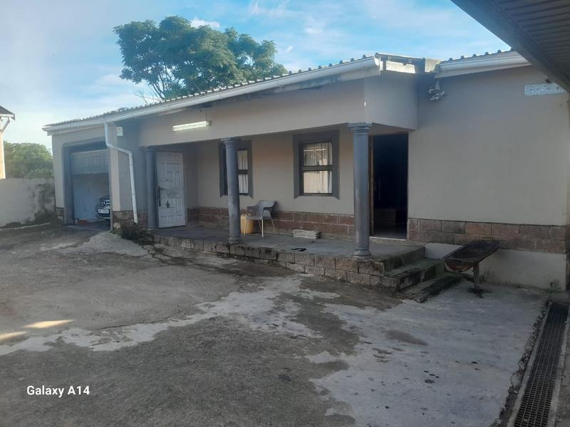 3 Bedroom Property for Sale in Kwadabeka KwaZulu-Natal