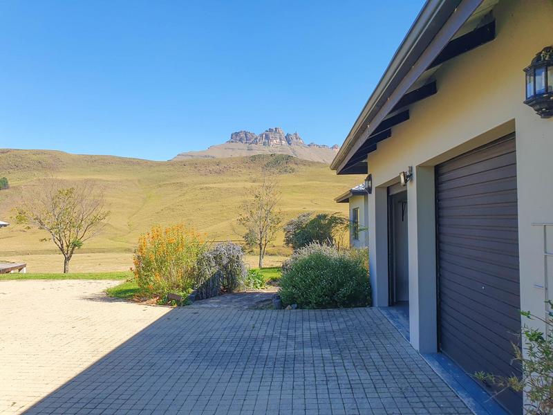 4 Bedroom Property for Sale in Underberg KwaZulu-Natal