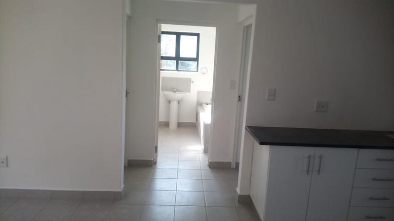 To Let 2 Bedroom Property for Rent in Amanzimtoti KwaZulu-Natal