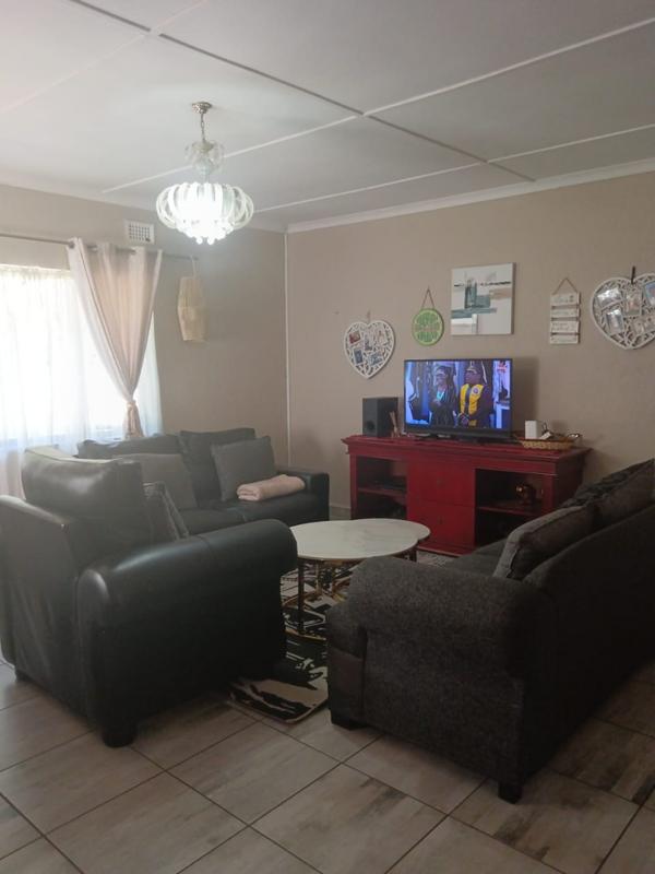 4 Bedroom Property for Sale in New Germany KwaZulu-Natal