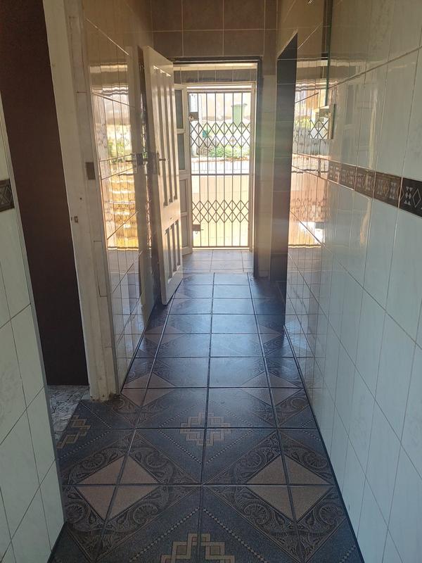 3 Bedroom Property for Sale in Newlands West KwaZulu-Natal