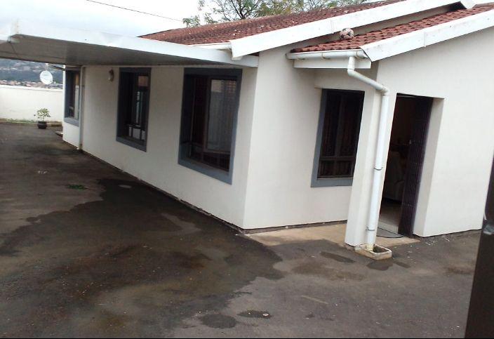 4 Bedroom Property for Sale in Newlands West KwaZulu-Natal