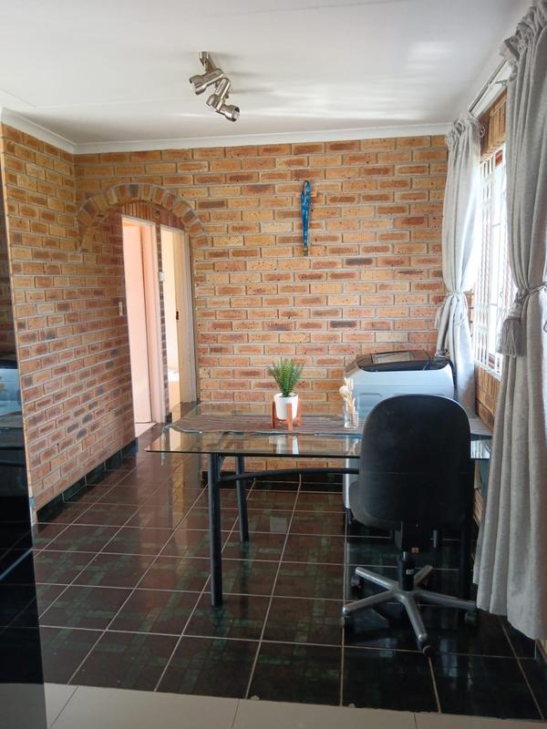 3 Bedroom Property for Sale in Newlands West KwaZulu-Natal