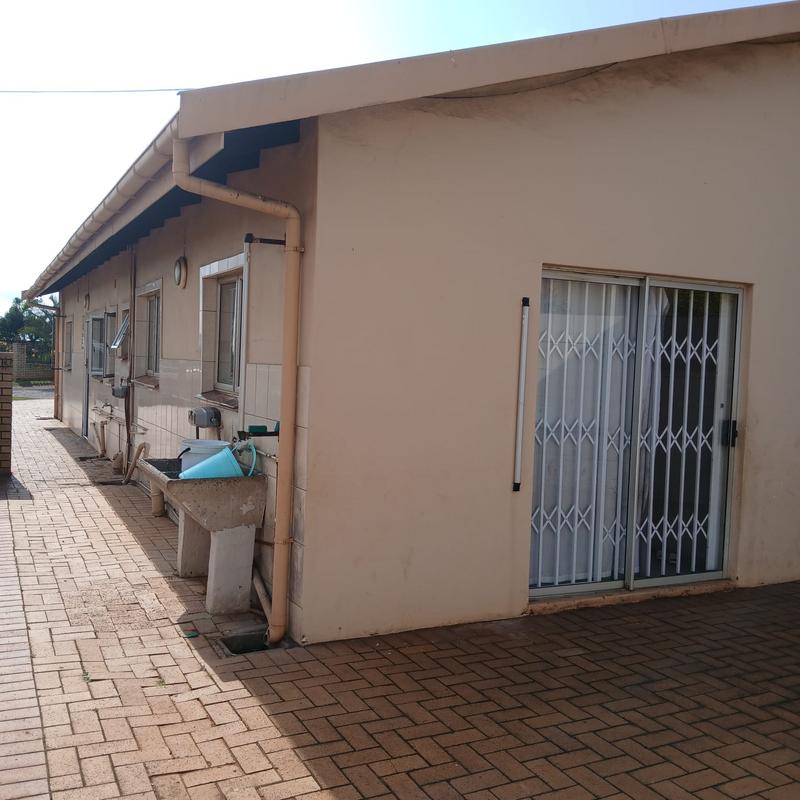 3 Bedroom Property for Sale in Woodhaven KwaZulu-Natal