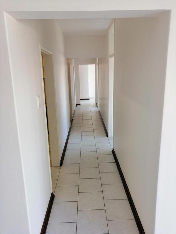 To Let 3 Bedroom Property for Rent in Umhlanga Rocks KwaZulu-Natal