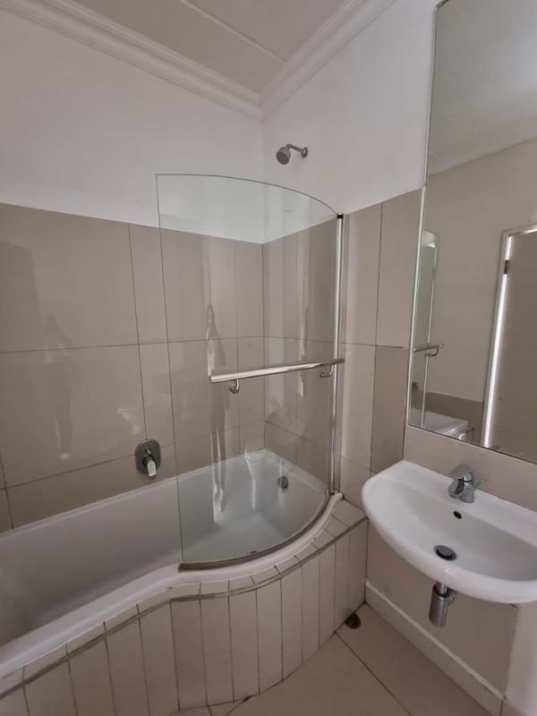 2 Bedroom Property for Sale in Umhlanga Ridge KwaZulu-Natal