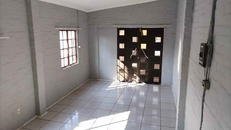To Let 1 Bedroom Property for Rent in Epworth KwaZulu-Natal