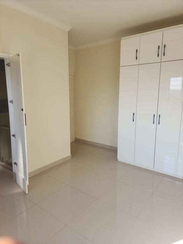 To Let 2 Bedroom Property for Rent in Westridge KwaZulu-Natal