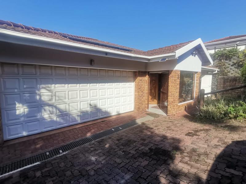 3 Bedroom Property for Sale in Uvongo KwaZulu-Natal