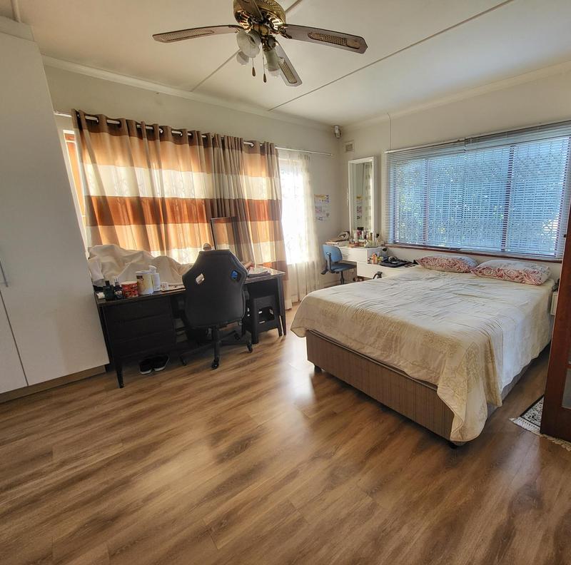 5 Bedroom Property for Sale in Everest Heights KwaZulu-Natal
