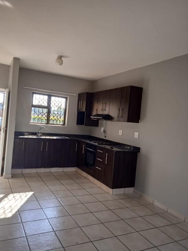 To Let 2 Bedroom Property for Rent in Wildenwide KwaZulu-Natal