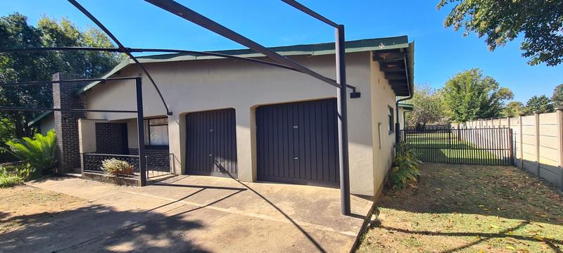 3 Bedroom Property for Sale in Dundee KwaZulu-Natal