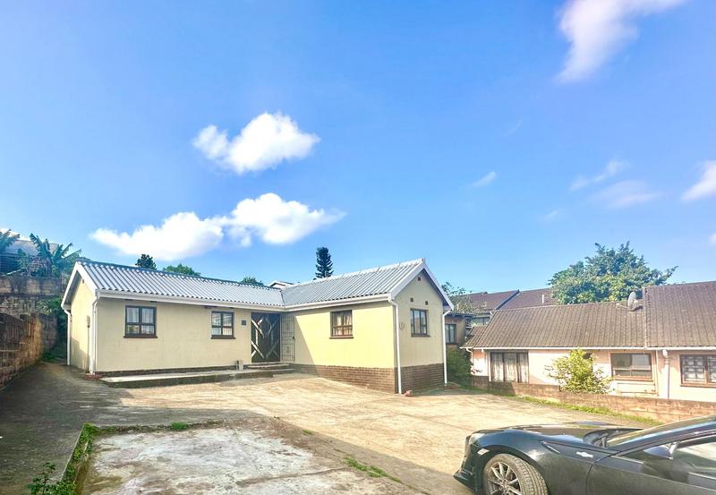 2 Bedroom Property for Sale in Umlazi KwaZulu-Natal