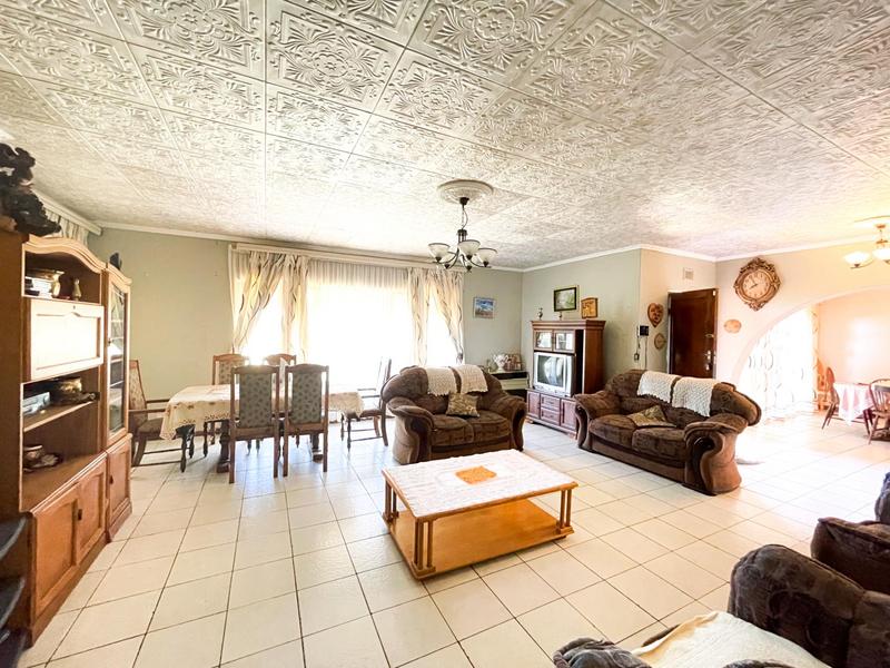 4 Bedroom Property for Sale in Nyala Park KwaZulu-Natal