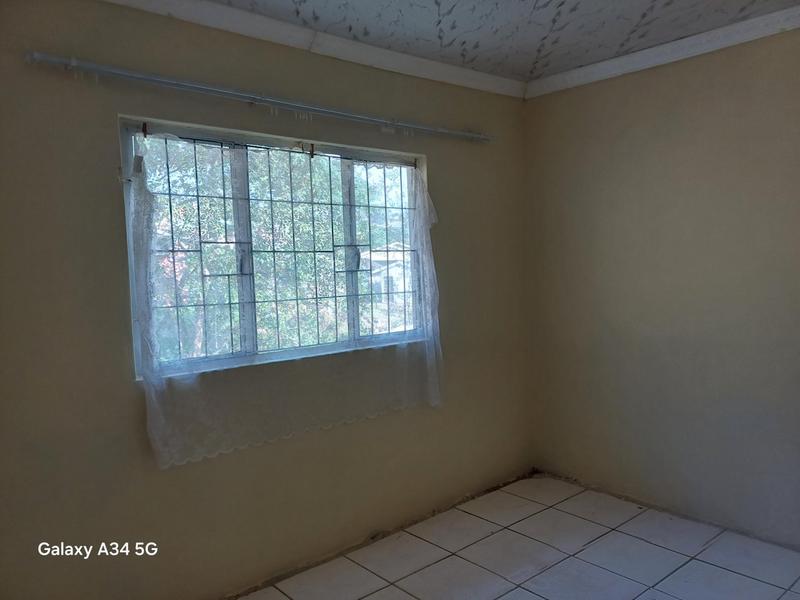 To Let 3 Bedroom Property for Rent in Kwadabeka J KwaZulu-Natal