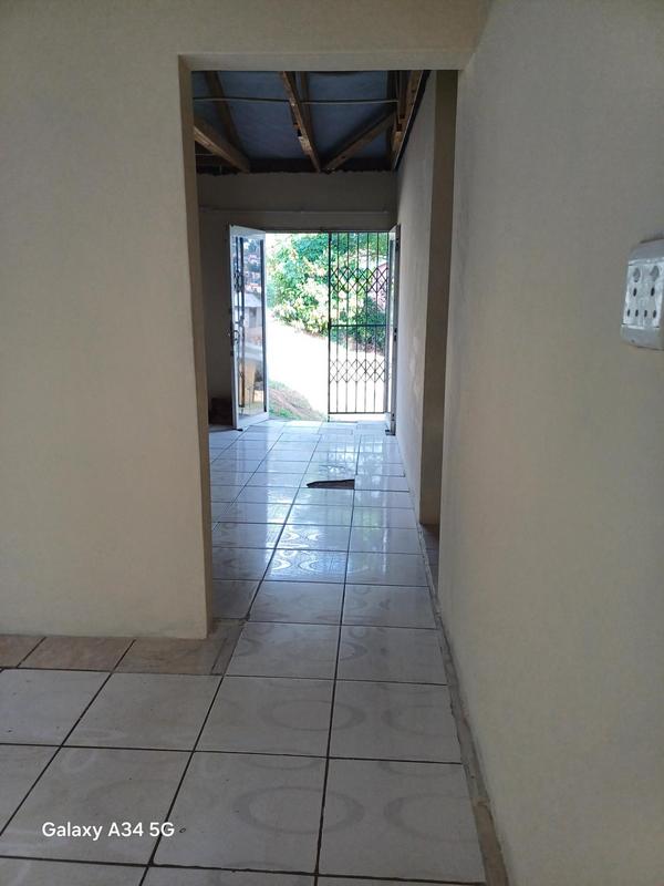 To Let 3 Bedroom Property for Rent in Kwadabeka J KwaZulu-Natal