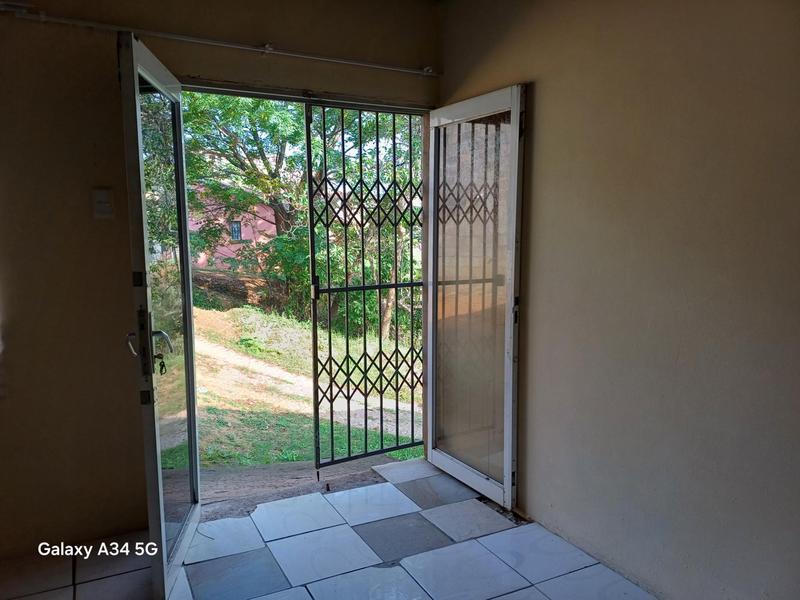 To Let 3 Bedroom Property for Rent in Kwadabeka J KwaZulu-Natal