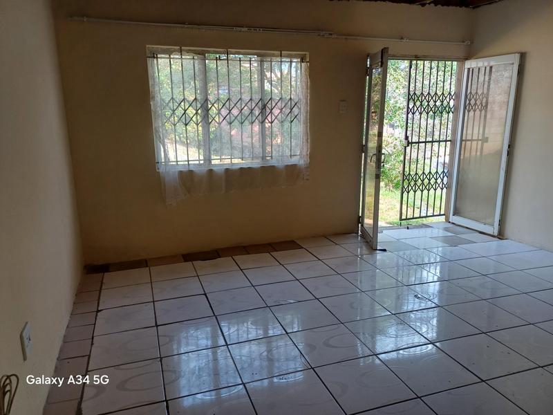 To Let 3 Bedroom Property for Rent in Kwadabeka J KwaZulu-Natal