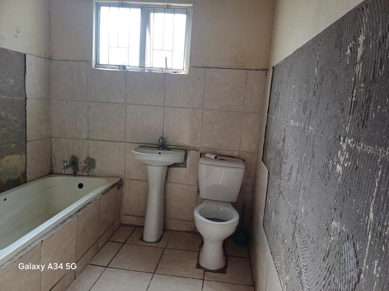 To Let 3 Bedroom Property for Rent in Kwadabeka J KwaZulu-Natal