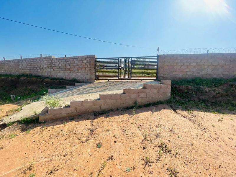 2 Bedroom Property for Sale in Kwandengezi KwaZulu-Natal