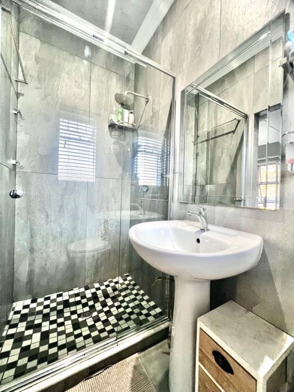 To Let 2 Bedroom Property for Rent in Prestbury KwaZulu-Natal
