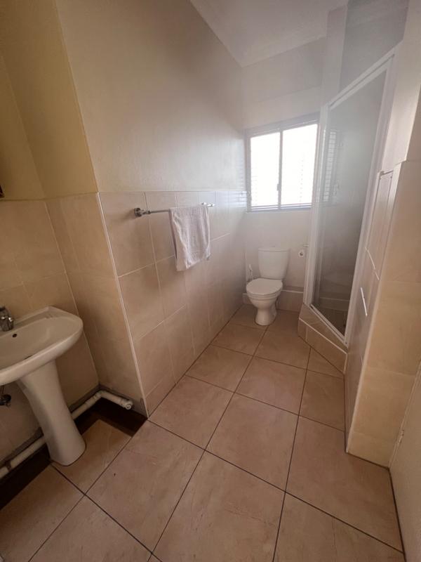 To Let 2 Bedroom Property for Rent in Umhlanga Ridge KwaZulu-Natal