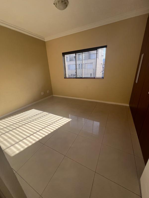 To Let 2 Bedroom Property for Rent in Umhlanga Ridge KwaZulu-Natal