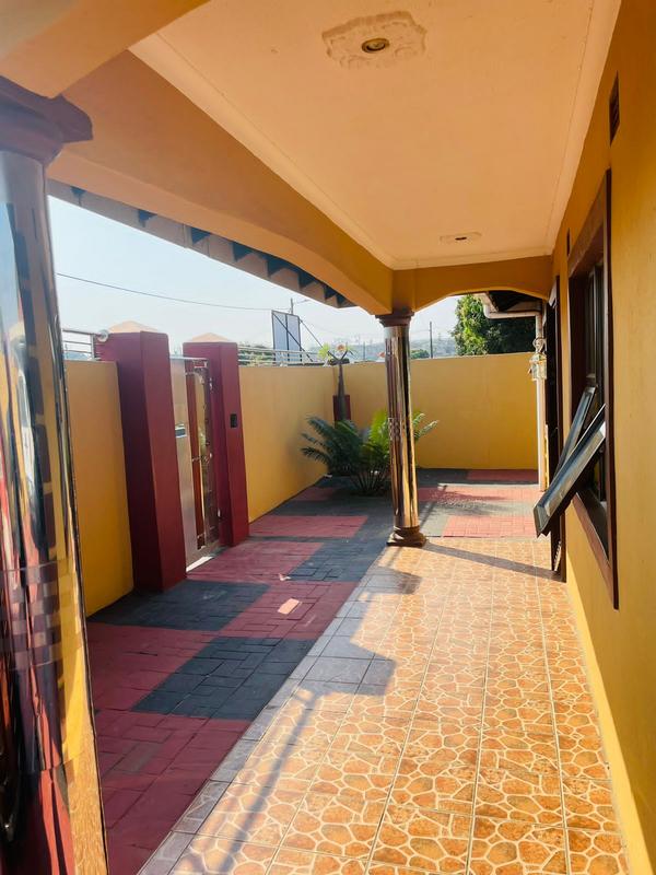 4 Bedroom Property for Sale in Kwamashu KwaZulu-Natal