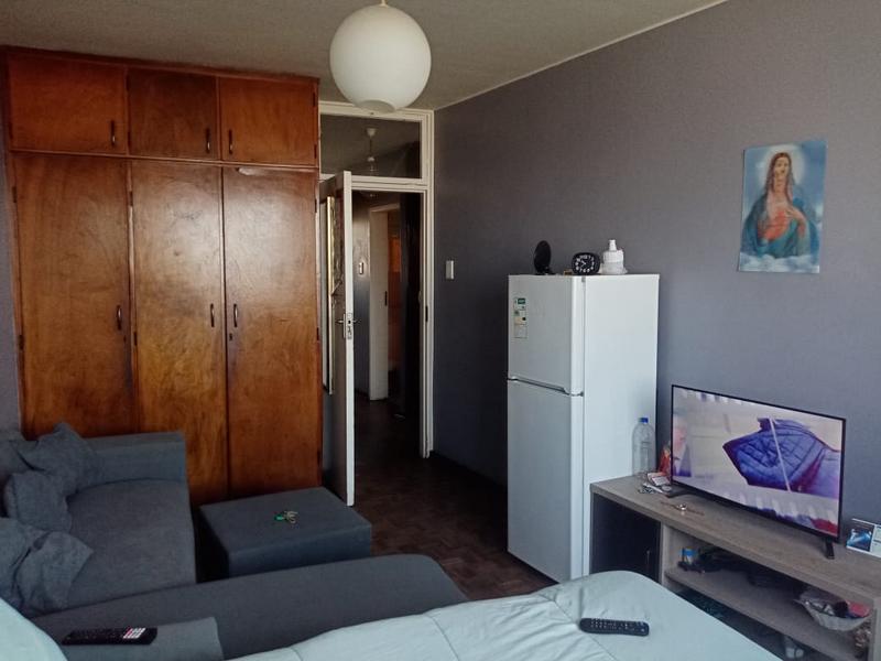 1 Bedroom Property for Sale in Durban Central KwaZulu-Natal